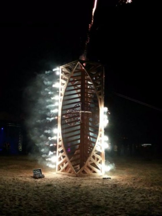 Burning Man (2).jpg